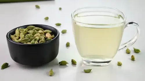 Health Benefits of Cardamom Water